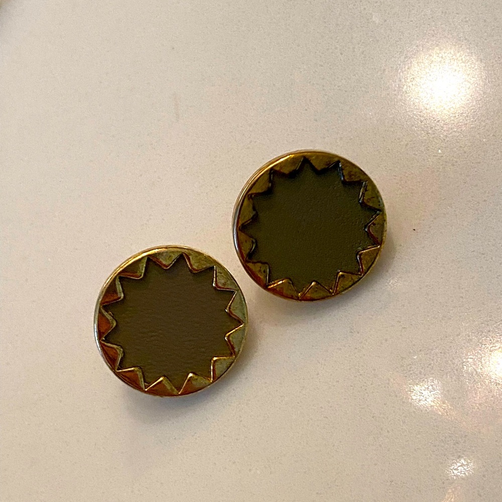 House of Harlow stud earrings